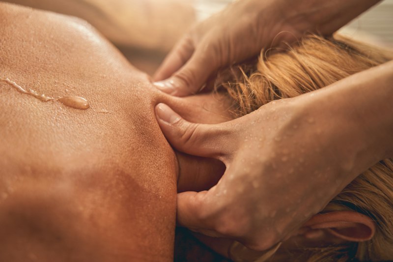 Trị Liệu Cổ Vai Gáy